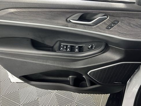 Used 2023 Jeep Grand Cherokee L Limited w/ Luxury Tech Group II image 27