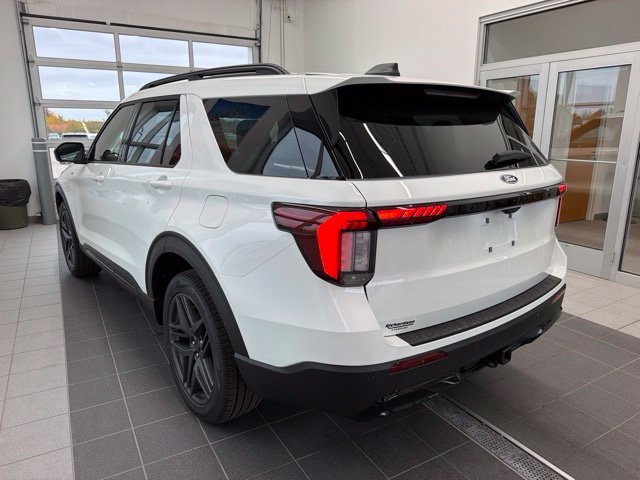 New 2027 Ford Explorer ST-Line w/ Premium Package AWD/4WD image 4
