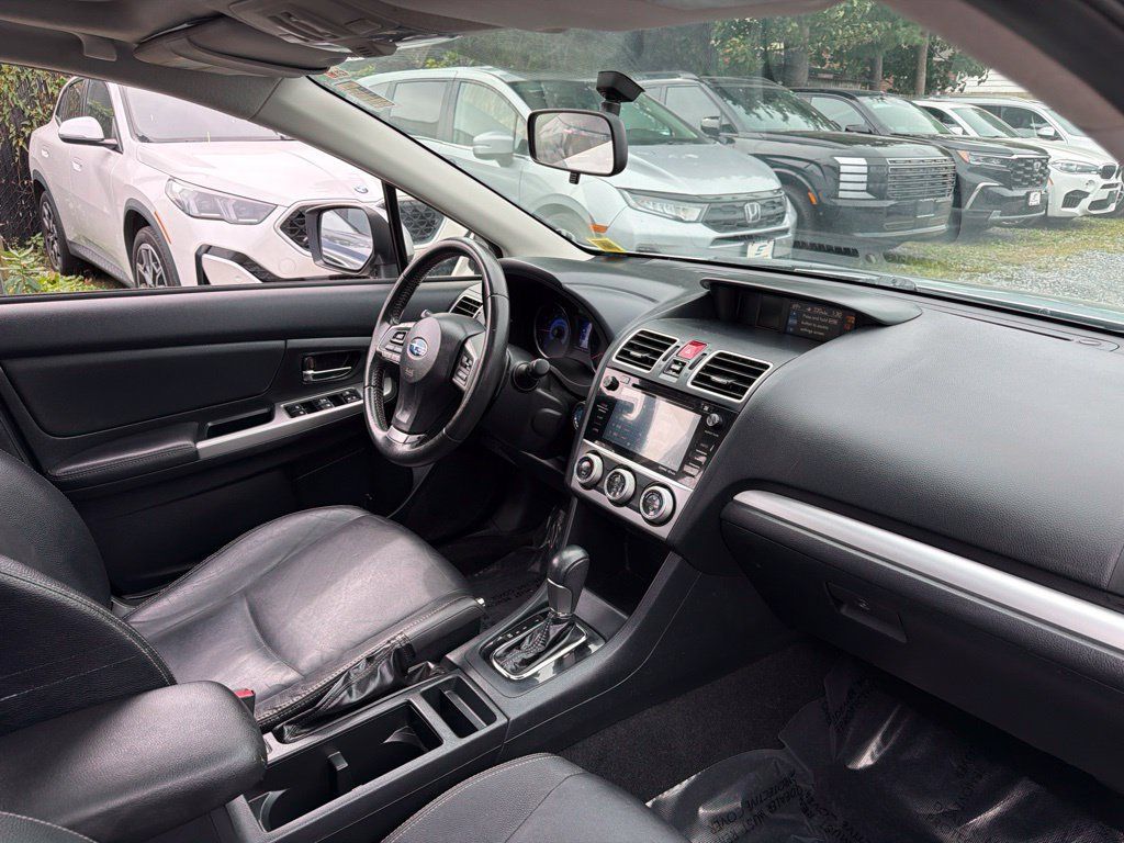 Used 2015 Subaru Crosstrek Touring AWD/4WD image 18