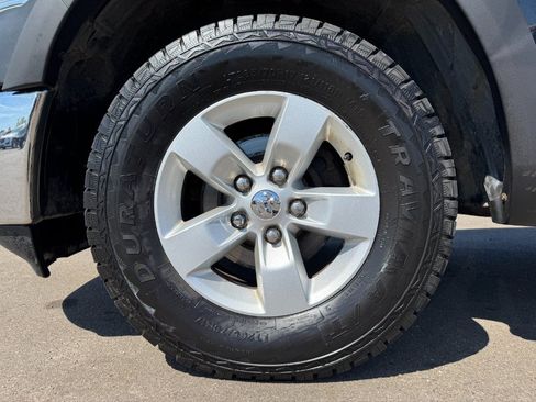 Used 2015 RAM 1500 ST w/ SXT Appearance Group AWD/4WD image 13