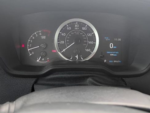 Used 2021 Toyota Corolla LE FWD image 11