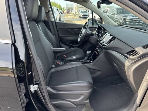 Certified 2022 Buick Encore Preferred w/ Safety Package FWD image 18