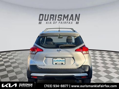 Used 2019 Nissan Kicks SR w/ Exterior Package image 4