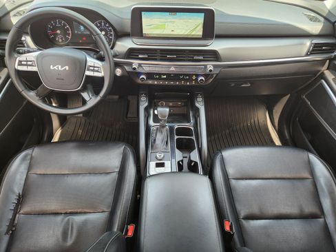 Used 2022 Kia Telluride S FWD image 9