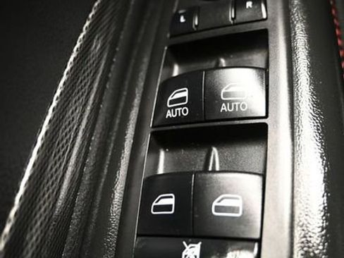 Used 2023 Dodge Durango GT RWD image 29