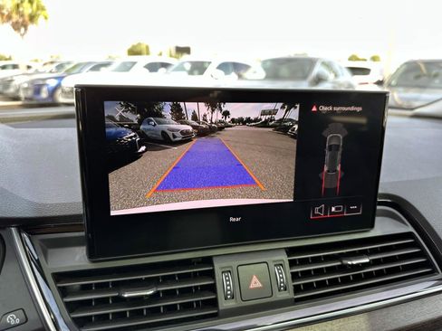 Used 2022 Audi Q5 2.0T Premium image 26