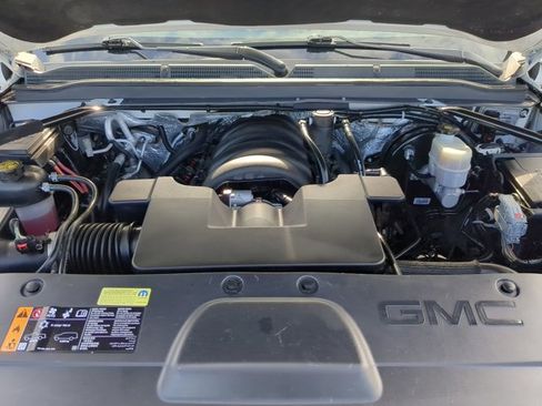 Used 2018 GMC Yukon XL Denali w/ Open Road Package image 23