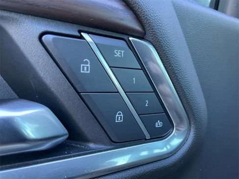 Used 2025 GMC Sierra 1500 SLT image 24