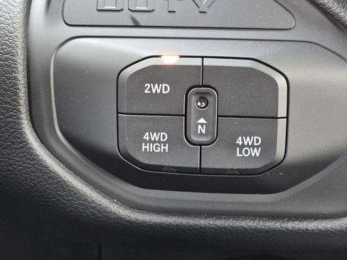 New 2026 RAM 2500 Big Horn AWD/4WD image 18