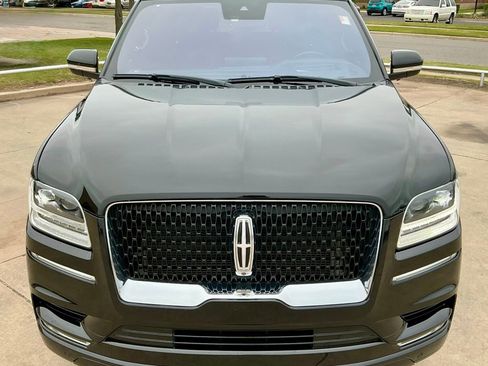 Used 2020 Lincoln Navigator Reserve w/ Equipment Group 208A Reserve AWD/4WD image 9