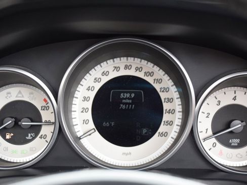 Used 2015 Mercedes-Benz E 400 Cabriolet image 23