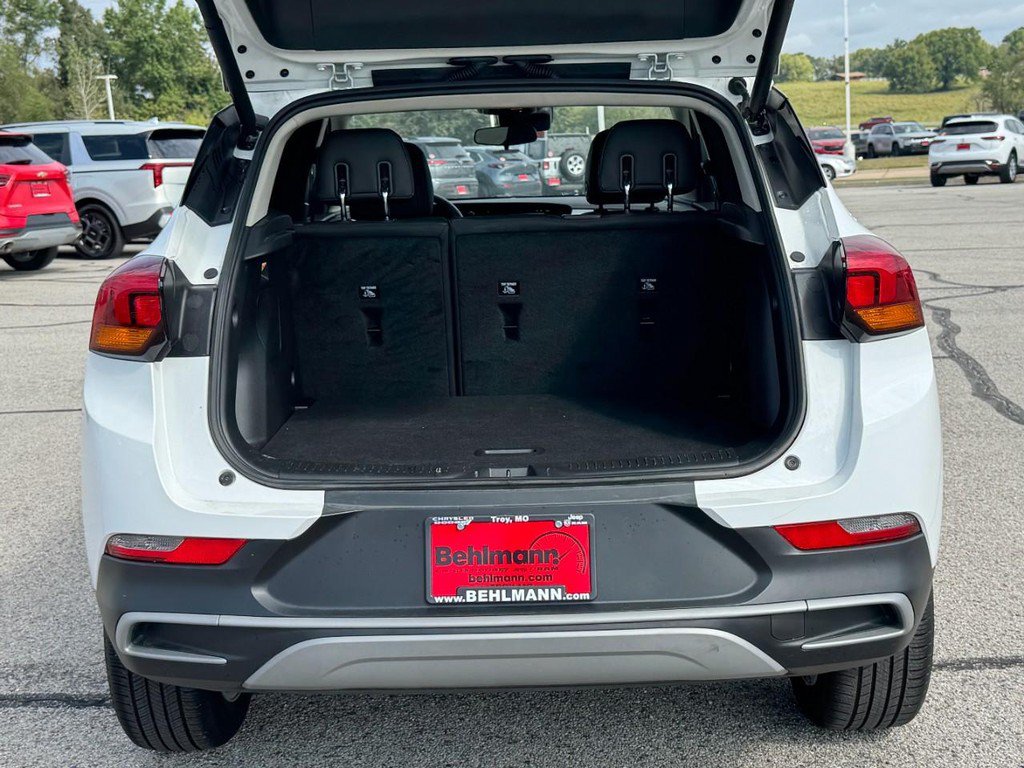 Used 2025 Buick Encore GX Preferred FWD image 7