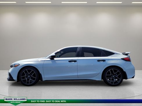 Used 2022 Honda Civic Sport Touring image 7