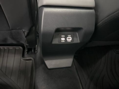 Used 2024 Subaru Crosstrek 2.0i Premium image 23