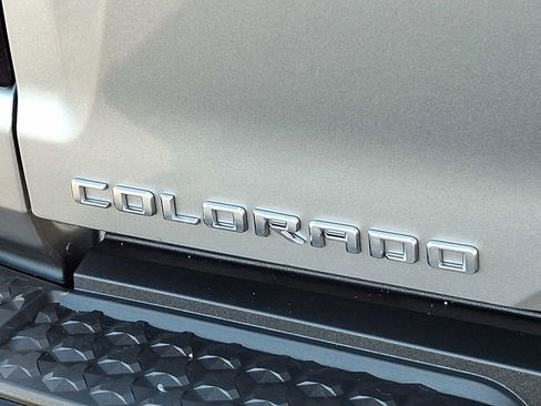 Used 2023 Chevrolet Colorado Z71 w/ Z71 Convenience Package 2 image 30