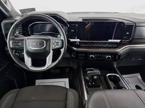 Used 2024 GMC Sierra 1500 Elevation w/ LPO, Elevation Black Package AWD/4WD image 22