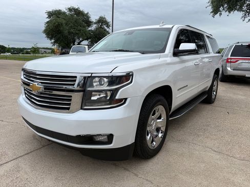 Used 2016 Chevrolet Suburban LTZ AWD/4WD image 3