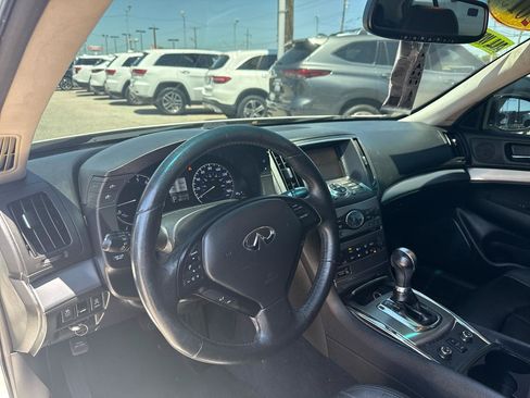 Used 2013 INFINITI G37 x Sedan w/ Premium Pkg AWD/4WD image 8