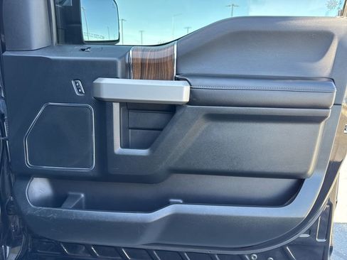 Used 2016 Ford F150 Lariat w/ Equipment Group 502A Luxury AWD/4WD image 39