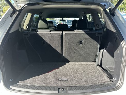 Used 2023 Volkswagen Atlas SE image 17
