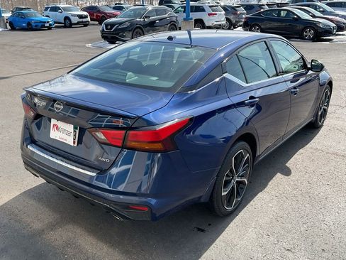 Used 2023 Nissan Altima 2.5 SR w/ SR Premium Package AWD/4WD image 5