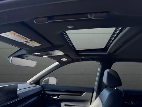 Certified 2025 Honda CR-V Sport Touring image 10