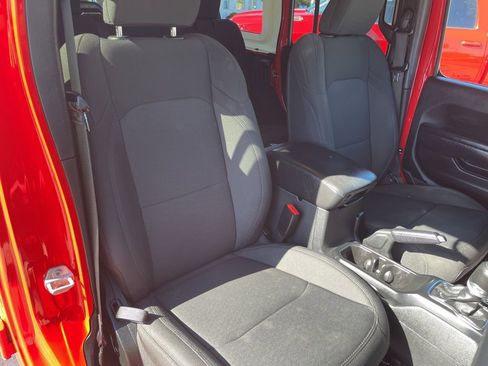 Used 2022 Jeep Wrangler Unlimited Willys image 20
