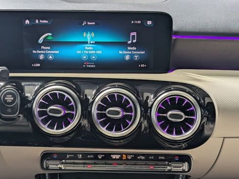 Used 2021 Mercedes-Benz A 220 image 11