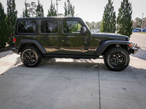 Used 2021 Jeep Wrangler Unlimited Sport image 11