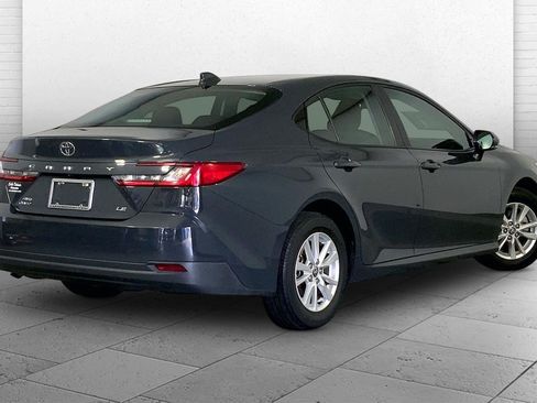 Used 2025 Toyota Camry LE AWD/4WD image 13