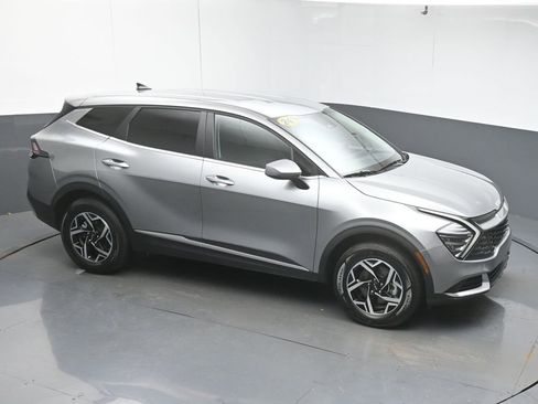 Used 2024 Kia Sportage LX image 36