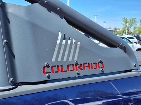 Used 2016 Chevrolet Colorado Z71 AWD/4WD image 9