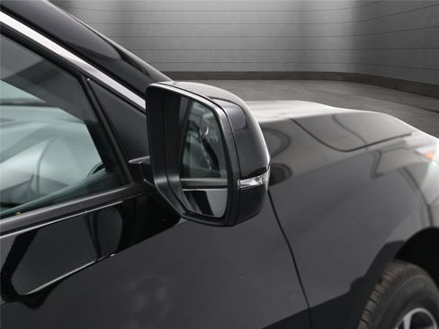 Certified 2023 Acura RDX AWD w/ Advance Package image 13