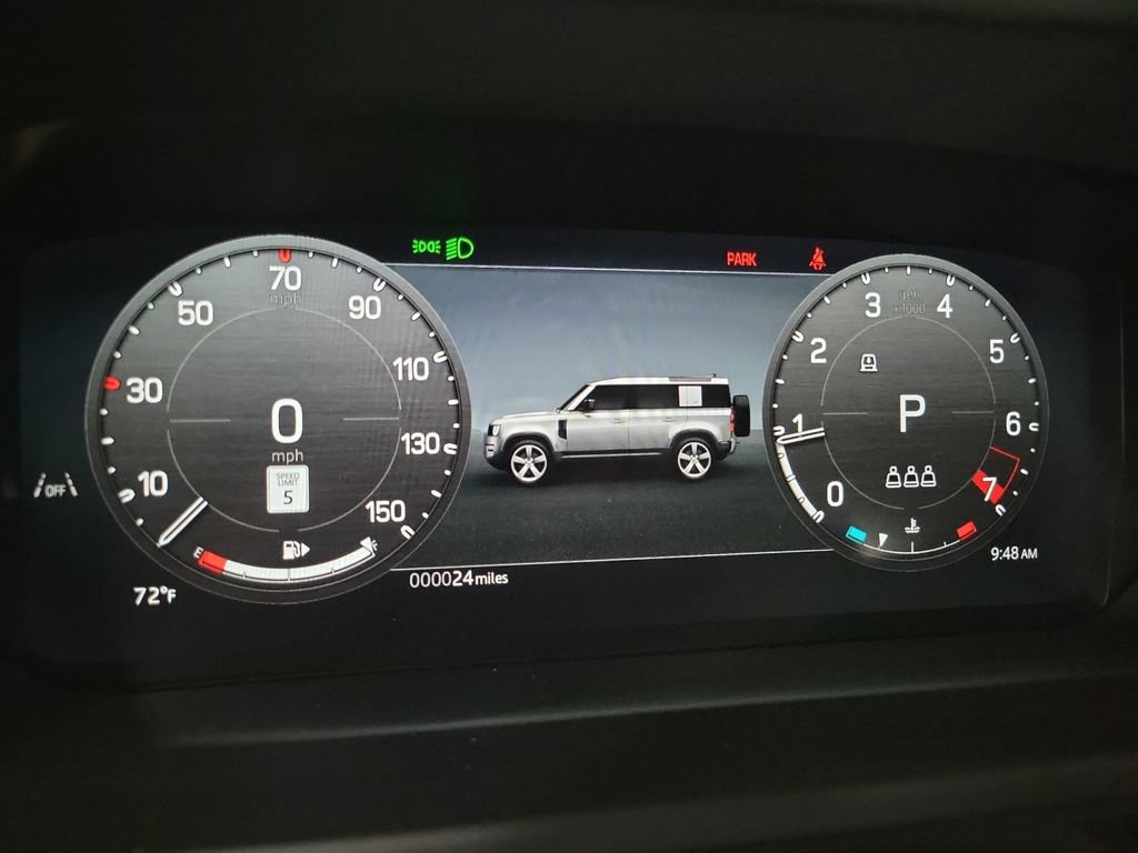 New 2026 Land Rover Defender 110 X-Dynamic SE AWD/4WD image 17