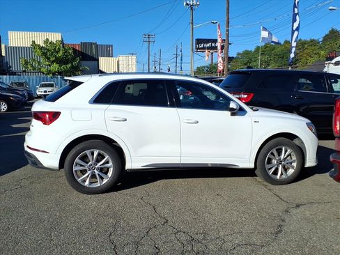 Used 2023 Audi Q3 2.0T Premium image 7