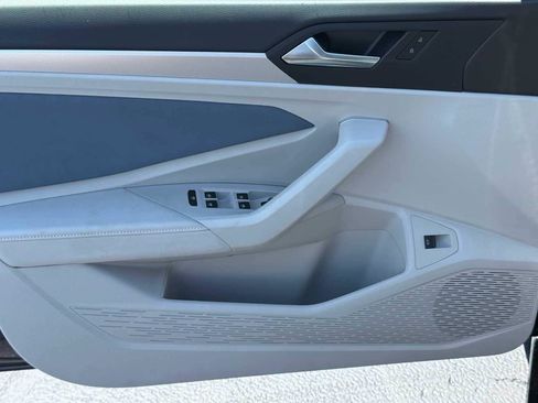New 2026 Volkswagen Jetta SE FWD image 5