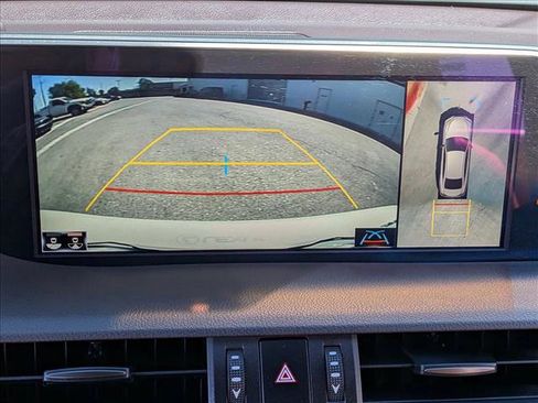 Used 2019 Lexus ES 300h w/ Accessory Package 2 image 13