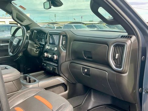 Used 2022 GMC Sierra 1500 AT4 w/ AT4 Premium Package AWD/4WD image 25