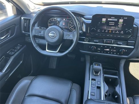 Certified 2023 Nissan Pathfinder SL w/ SL Premium Package image 4