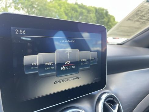 Used 2018 Mercedes-Benz CLA 250 4MATIC image 13