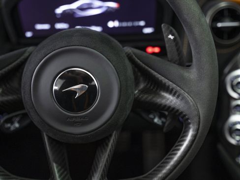 Used 2022 McLaren 720S Spider RWD image 45