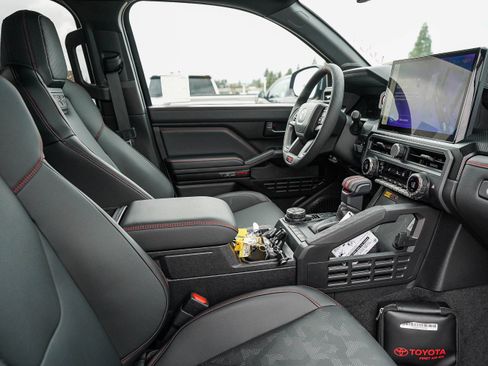 New 2026 Toyota Tacoma TRD Pro AWD/4WD image 17