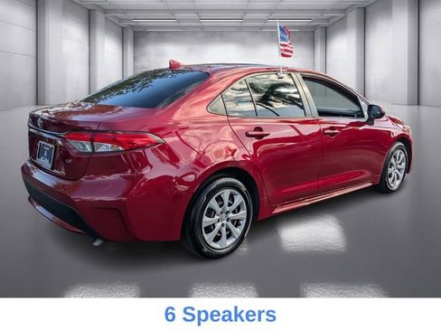 Used 2022 Toyota Corolla LE image 6