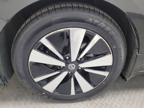 Used 2022 Nissan Altima 2.5 SV image 31