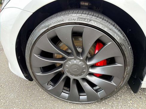 Used 2022 Tesla Model 3 Performance AWD/4WD image 16