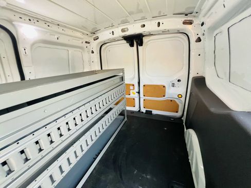 Used 2020 Ford Transit Connect XL image 15