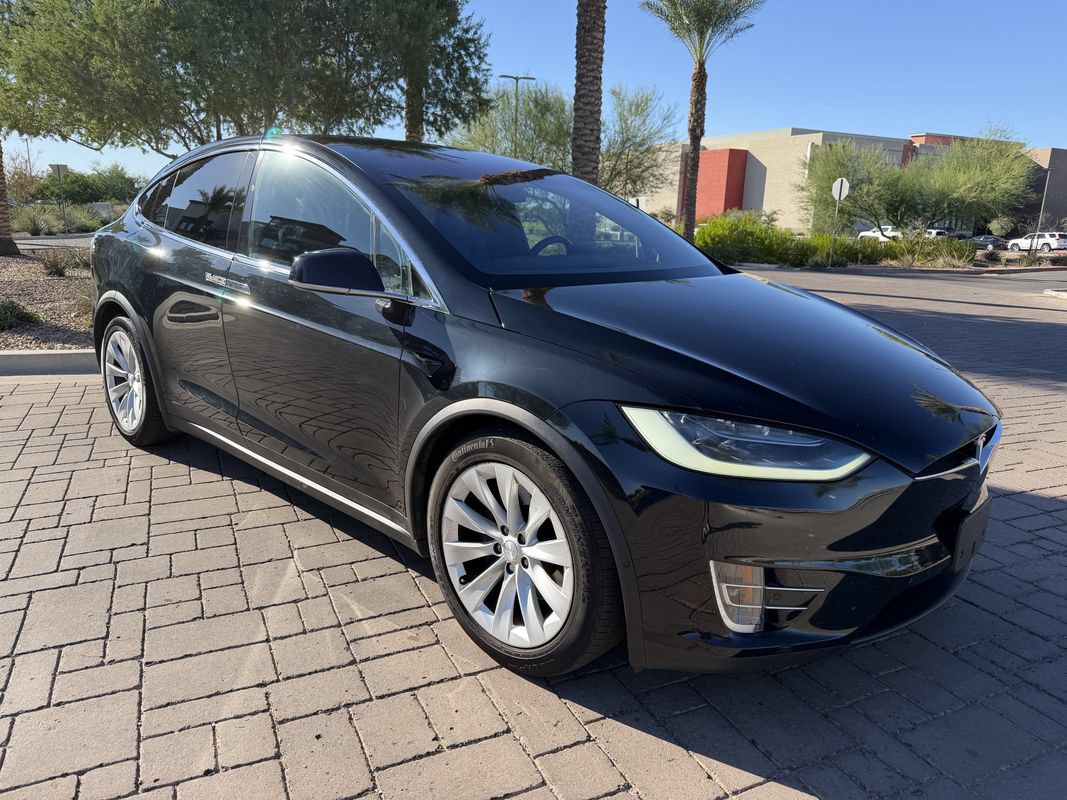 Used 2017 Tesla Model X 100D AWD/4WD image 1