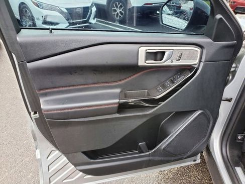 Used 2023 Ford Explorer ST-Line w/ Class IV Trailer Tow Package image 15