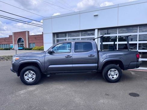 Used 2021 Toyota Tacoma SR AWD/4WD image 3