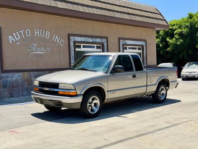 Used 2000 Chevrolet S10 Pickup LS w/ Preferred Equipment Group